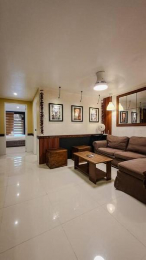 Ella 2 Bedroom near SM North and Waltermart Muñoz